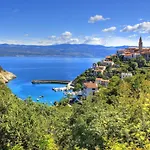 Seaview 3623-2 Lägenhet Omišalj