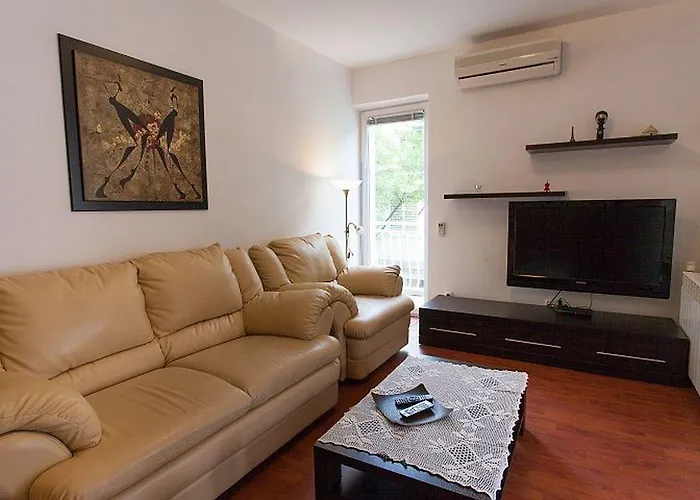 Seaview 3623-2 شقة *