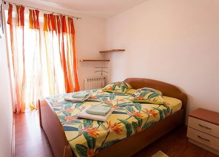 Seaview 3623-2 Apartment Omisalj
