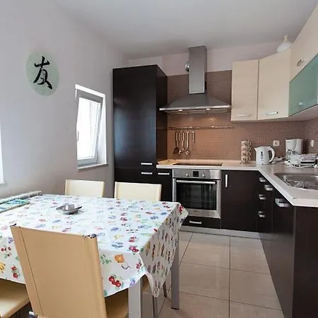 Seaview 3623-2 Appartamento Omišalj